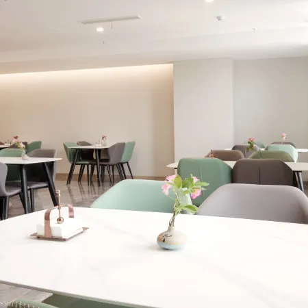 Starway Hotel (Yinan Junyue Plaza)