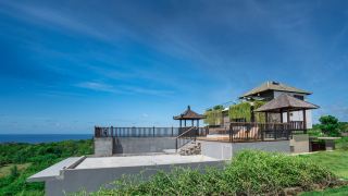 the-ocean-views-luxury-villas-and-apartment