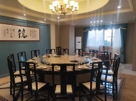 VIP House Hotel (Pinghe store)