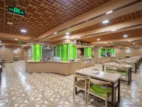 Plateau Pearl Hotel (Kunming Railway Station Shuangqiao Branch) Hotels near Fude Station