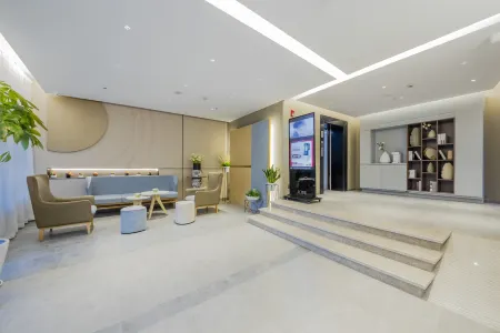 Homeinn · neo (Shanghai Nanjing Road Pedestrian Street Huanghe Road)