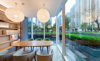 4. Ji Hotel..