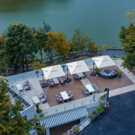 Hualing Villa · Lake View