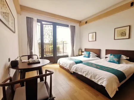 Tiantai Yuejing Inn Отели рядом с достопримечательностью «Shiliang Waterfall»