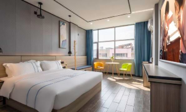 Do You Know the Movie Hotel