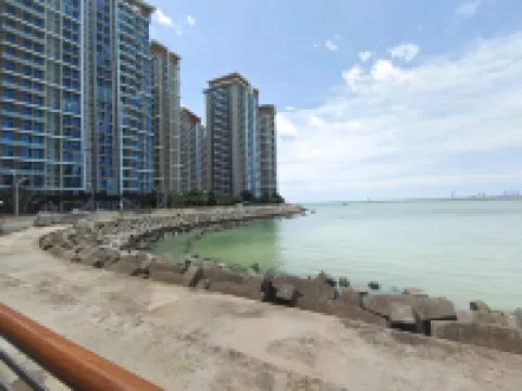 Danzhou Haihua Island Mumuxixi Seascape Guesthouse