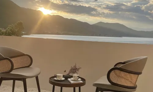Lugu Lake white Horse light luxury lake view b&B