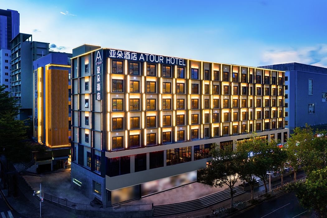 深圳南山西麗地鐵站亞朵飯店