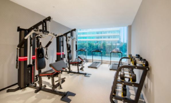 ELong Xicheng International Hotel(Haiya Colorful City Tongle South Subway Station Store)