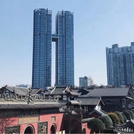 Yunshu High-altitude Panorama Apartment (Chengdu Taikoo Li Branch)