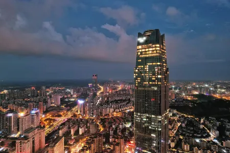 Na Lotus Hotel, A Luxury Collection Hotel, Nanning Отели рядом с достопримечательностью «Yongjiang Inlet Art Museum»