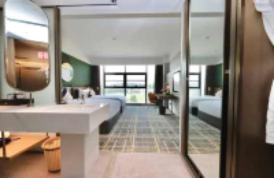 金熙ホテル ルーブル（貴陽竜洞堡空港双竜航空港経済区）