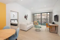 روڤ إكسبو سيتي Hotels near الينابيع 1