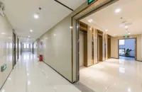 Xingyang Milan Inn (Haobusi Ka Store)