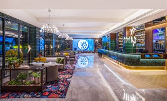 Manxin Hotel Wuhan Huanghelou Shouyi Square