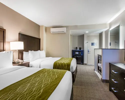 Best Western Inn & Suites San Diego – Zoo/SeaWorld Area Hotels near Mission Beach Boardwalk