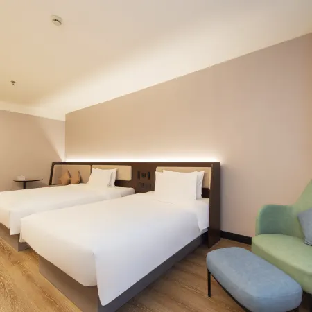 HanTing Hotel (Fuxin Jiefang Square)