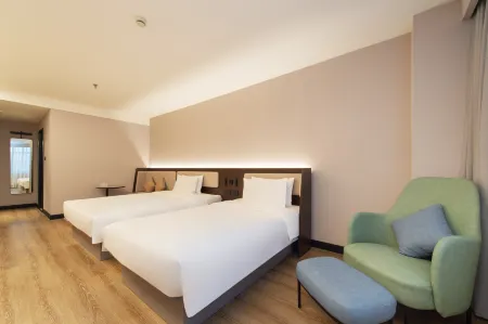 Hanting Hotel (Fuxin Jiefang Square) Отели рядом со станцией Fuxin South Railway Station