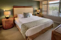 Watermark Beach Resort - balcony