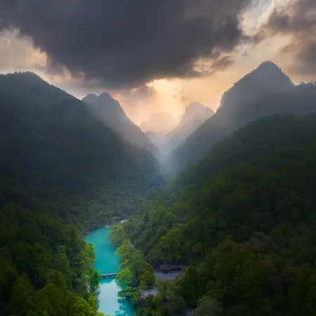 The Journey of Wind. The Humanities of Hunting House (East Gate Shop, Xiaoqikong Scenic Area, Libo)