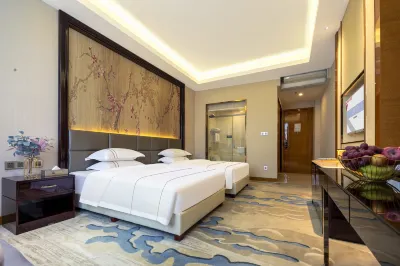 Lugang Hotel (Guangzhou Shijing Yagang Expressway Exit Station) Hotels near Baiyun Meihua Shopping Mall