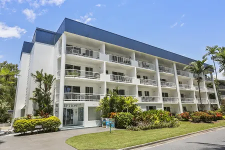 Agincourt Beachfront Apartments