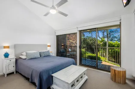 Glen Eden Beach Resort Отели в г. Перегиан Бич