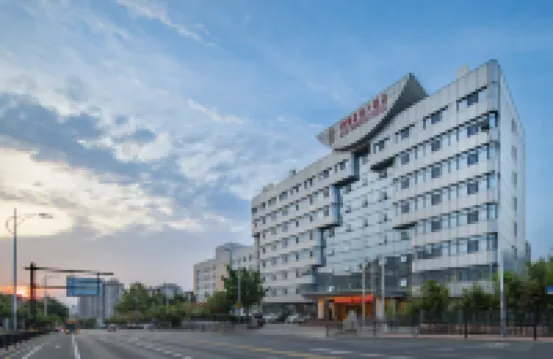 濟南舜德藍海大飯店（舜耕國際會展中心千佛山店） 鄰近千佛山的酒店