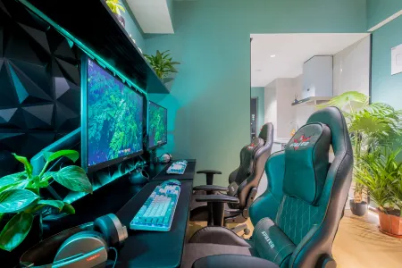 Luosheng Guanhai Electric Sports B&B (Yantai University Shop) Отели рядом с достопримечательностью «Wenjing College Yantai University»