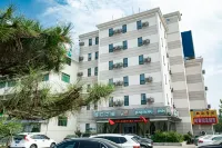 Jinjiang Inn (LinyiWanxianghui Railway Station Hotel) Hotel di Linyi Railway Station Area