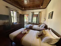 Ammata Boutique Villa Hotels near Manivanh College
