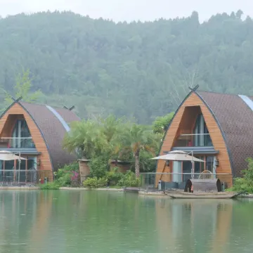 cloud-dwelling escape