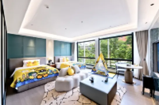 Zhuhai Lishang Hotel (Lvren Road Beach Swimming Pool) Hotels in 