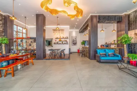 Fanshe B&B Отели рядом с достопримечательностью «Gymnasium»