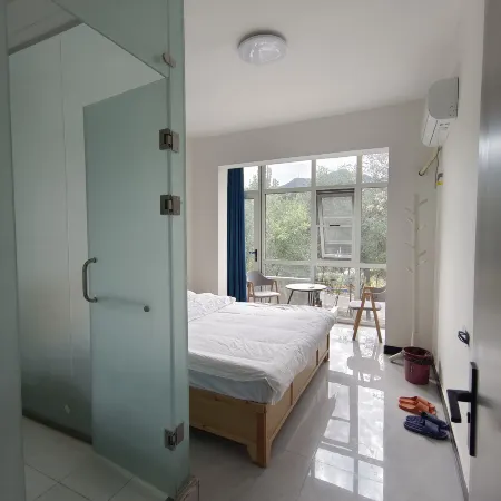 Mengjia Backyard Homestay