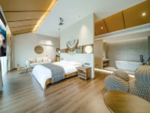 Qijiantang Designer Hotel Hotels in Menghai