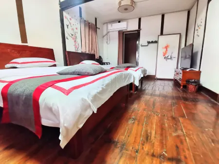 Hejia Dyeingfang Inn (Yuzhong Ancient City Branch)