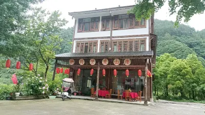 Zunyi Shiyue Art Villa Các khách sạn gần Exhibition Hall of Loushanguan Red Army Battle Relic Site