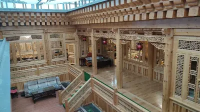 Zhaxi Yangzong Homestay