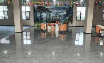 Phoenix City Hotel (Dongyuan Liucheng)