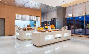 Chongwen Half Moon Wassim Hotel in Mianyang Zitong