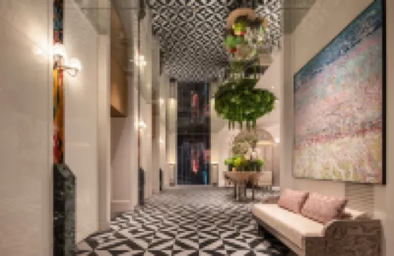 空尚スカイリバービューホテル（重慶解放碑歩行街洪崖洞）