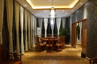 Pinghu Qiuyue Boutique Manor