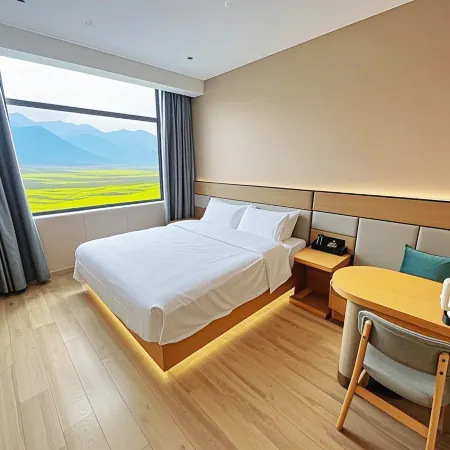 Ningling Jiujiang Business Hotel