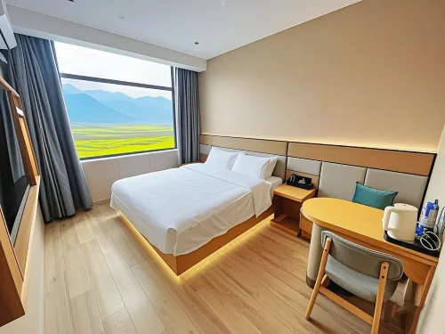 Ningling Jiujiang Business Hotel
