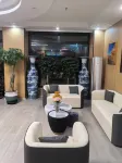 Wangkelong Business Hotel - parking