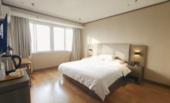 Hanting Hotel(Taixing Huangqiao City Huangzhong Road Branch)