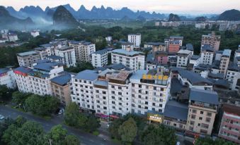 Guilin JinjiHotel(Guilin University of Electronic Technology Store)
