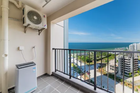 Yayi Select Seaview Apartment