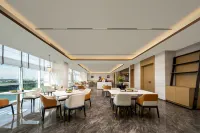 The   Atour   Hotel  of    Hetang  longhu   of   Jiangmen